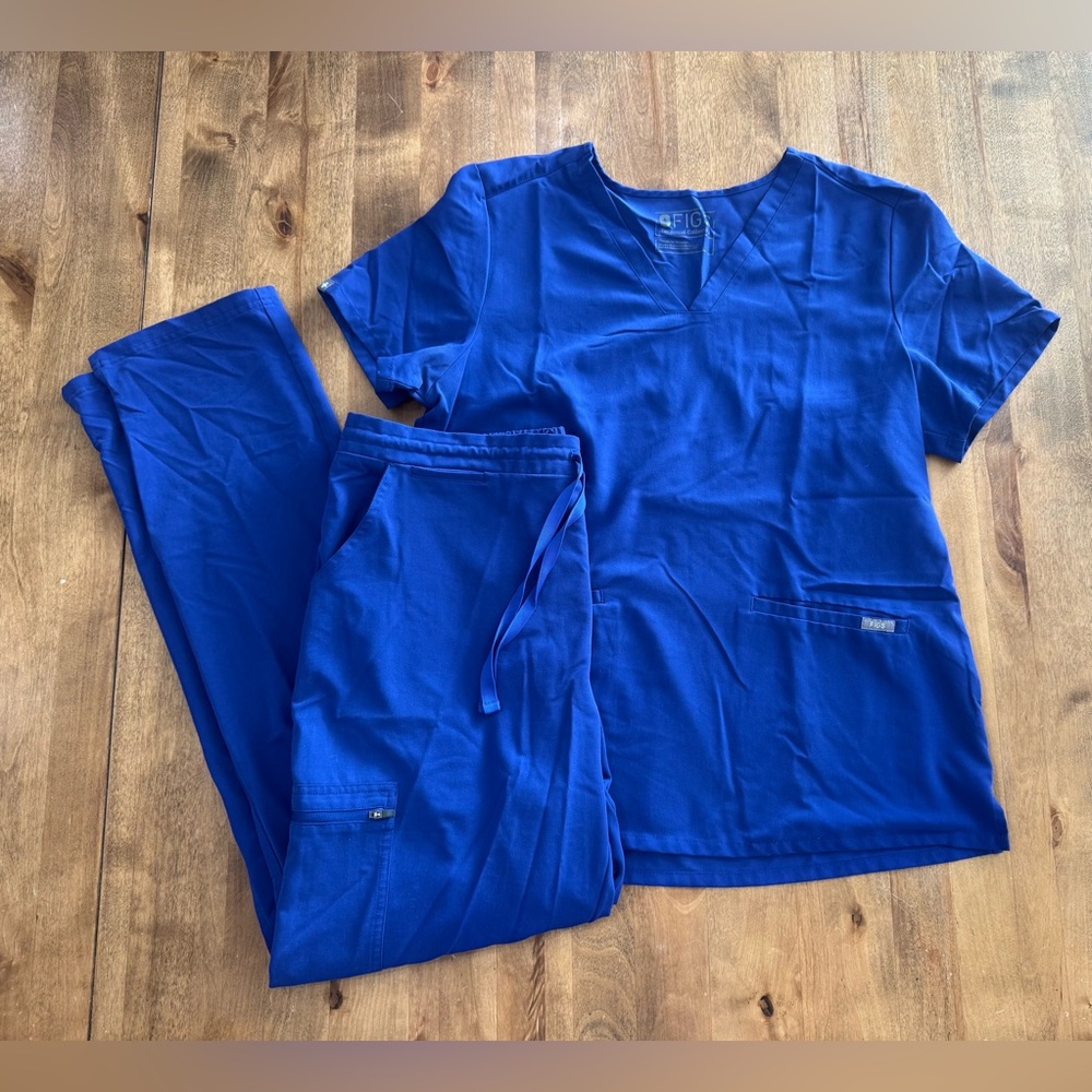 Figs Women's Scrub Set in Royal Blue
